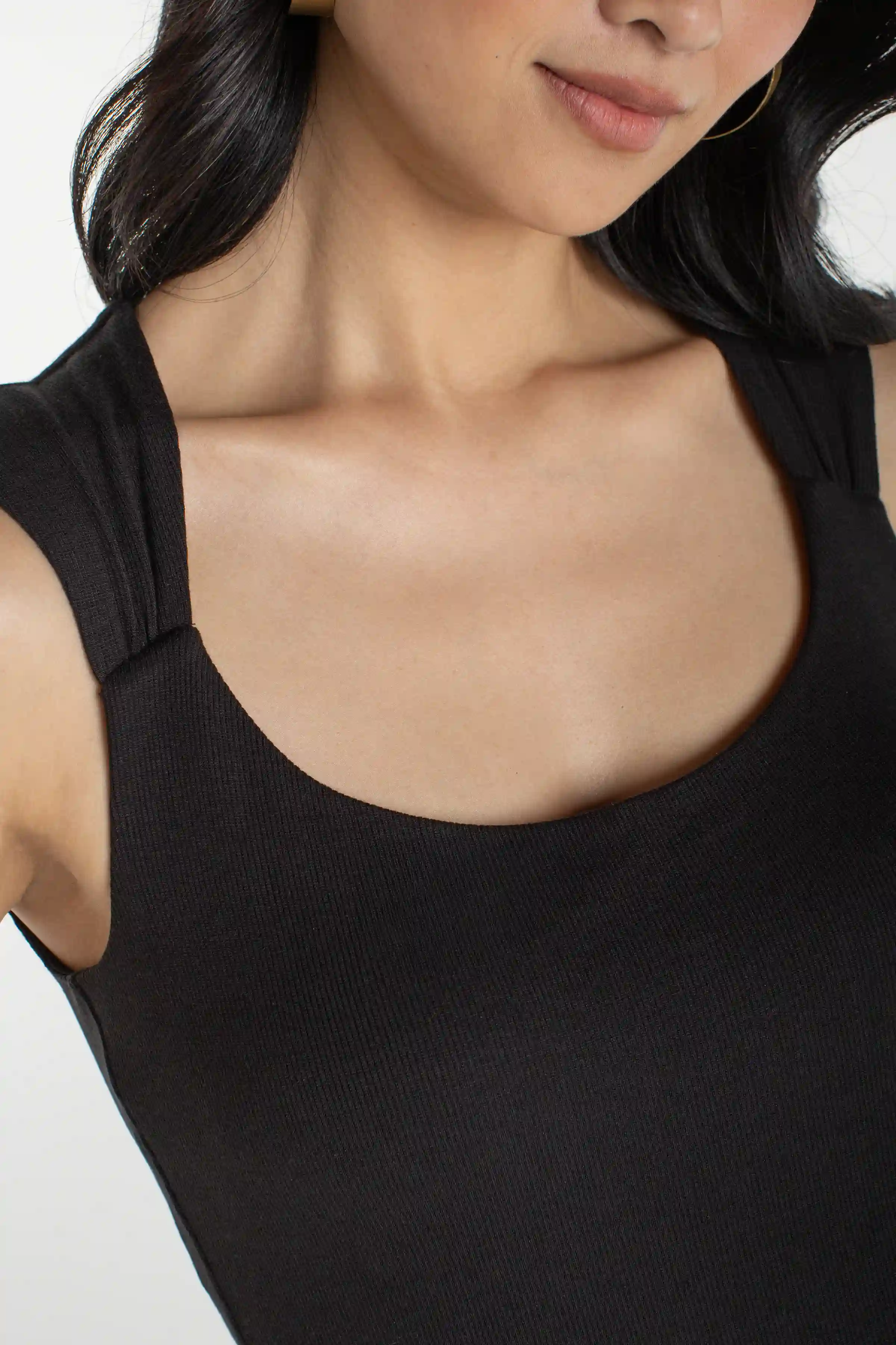 PETITE SLEEVELESS BUILT-IN BRA KNIT TOP - Image 2